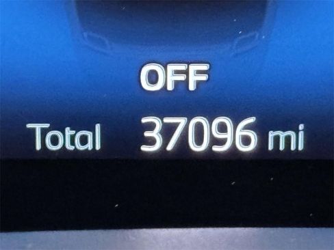 Used 2023 BMW X7 xDrive40i image 2