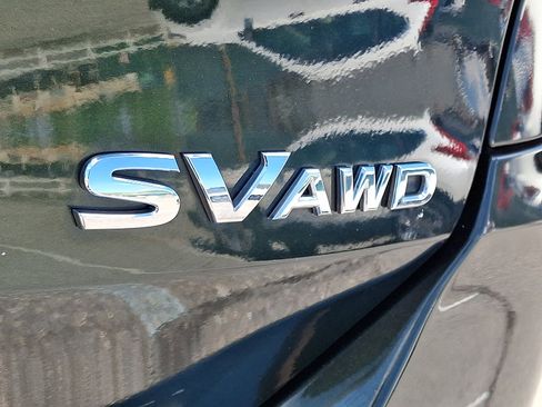 Used 2018 Nissan Rogue SV AWD/4WD image 30