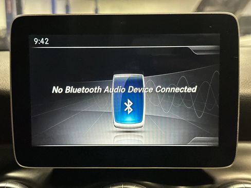 Used 2018 Mercedes-Benz CLA 250 4MATIC image 34