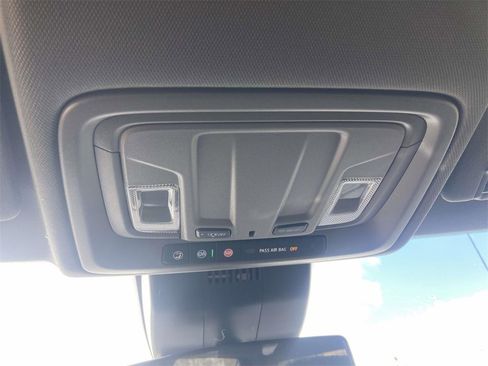 New 2026 GMC Sierra 1500 SLE image 23