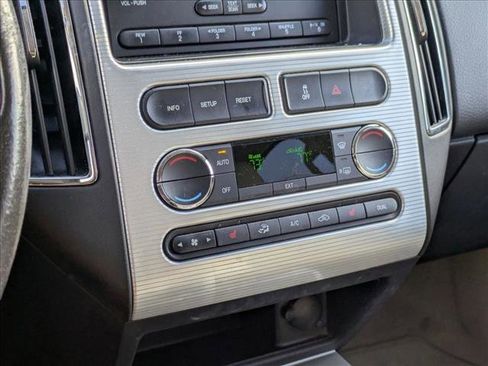 Used 2009 Ford Edge SEL image 12