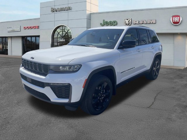 New 2026 Jeep Grand Cherokee Limited w/ Limited Altitude Package RWD image 3