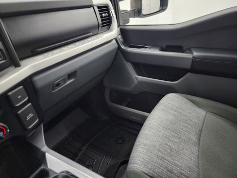 Used 2023 Ford F350 XLT image 13
