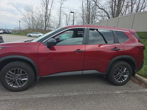 Certified 2023 Nissan Rogue S image 3