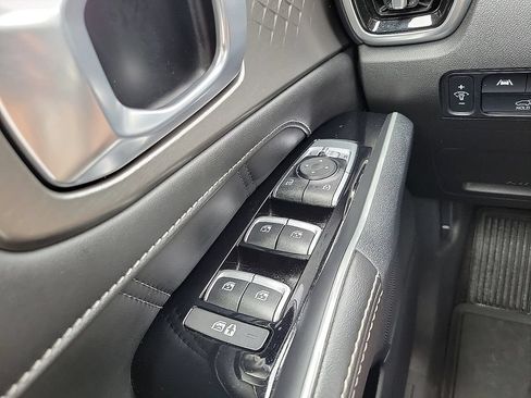 Used 2022 Kia Sorento SX AWD/4WD image 13