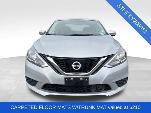 Used 2019 Nissan Sentra S image 2
