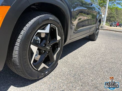 Certified 2025 Kia Seltos EX w/ EX Sunroof Package AWD/4WD image 14