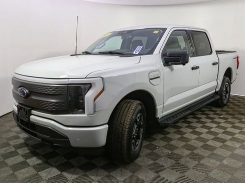 Used 2023 Ford F150 Lightning XLT w/ Tow Technology Package image 5