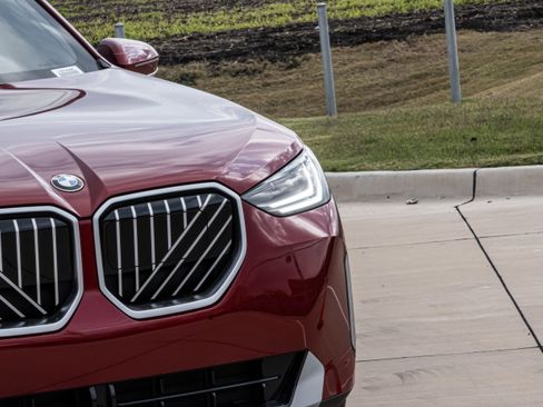 New 2026 BMW X3 xDrive30 w/ Convenience Package image 7