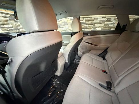 Used 2019 Hyundai Tucson SE image 25