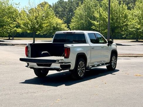 Used 2022 GMC Sierra 1500 SLT w/ SLT Premium Plus Package AWD/4WD image 19