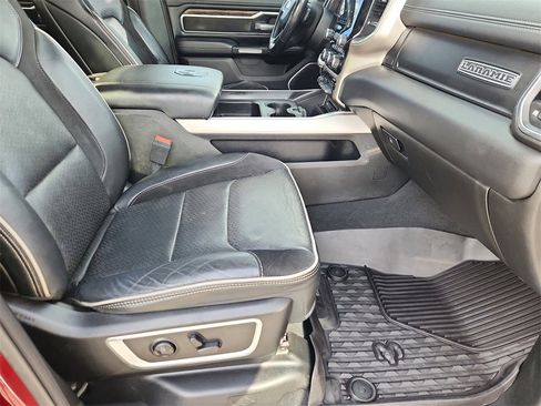 Used 2019 RAM 1500 Laramie image 14