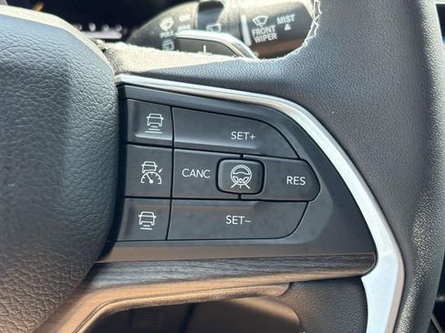New 2026 Jeep Grand Cherokee Altitude AWD/4WD image 20