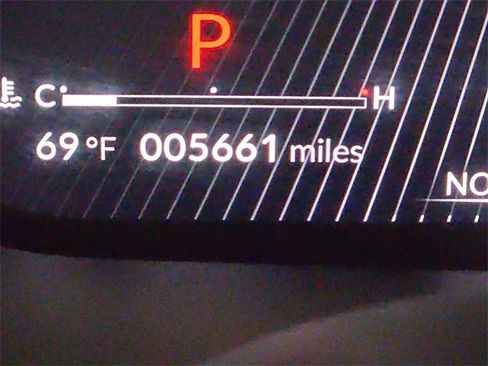 Certified 2025 Acura MDX w/ Technology Package image 15