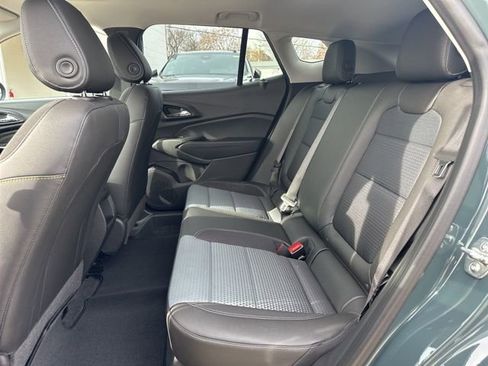 New 2026 Chevrolet Trax LT w/ Sunroof Package image 10