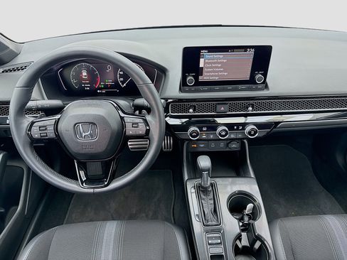 Used 2025 Honda Civic Sport image 14