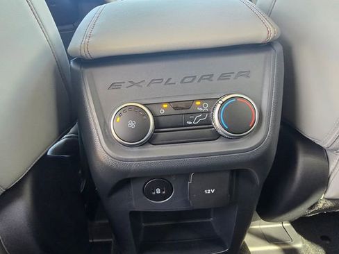 New 2026 Ford Explorer Active image 13