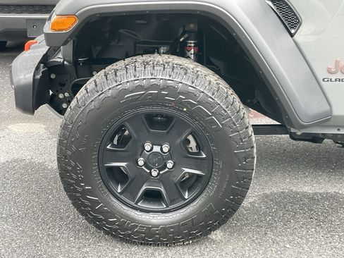 Used 2021 Jeep Gladiator Mojave AWD/4WD image 26
