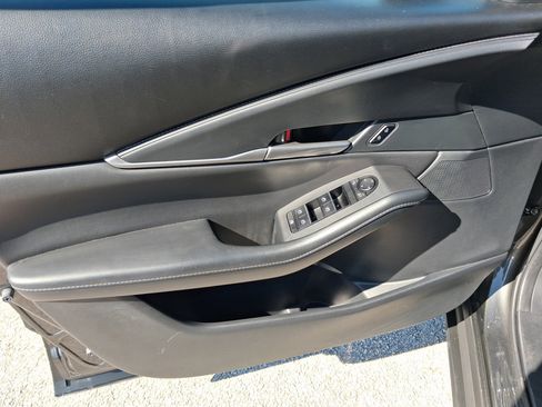 Used 2023 MAZDA CX-30 AWD 2.5 S w/ Select Package image 12