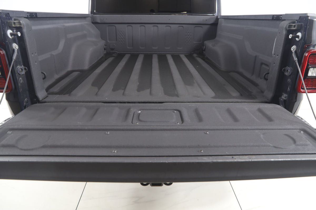 Used 2021 Jeep Gladiator Rubicon AWD/4WD image 39