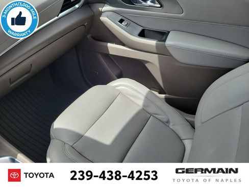 Used 2018 Chevrolet Traverse Premier AWD/4WD image 30