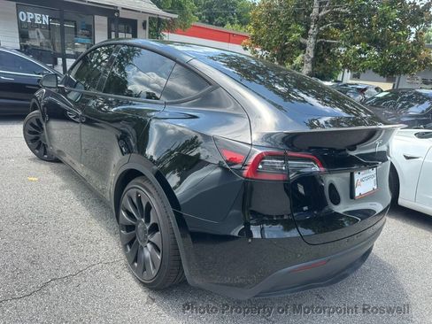 Used 2023 Tesla Model Y Performance AWD/4WD image 6