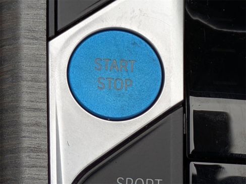 Used 2025 BMW i4 xDrive40i image 34