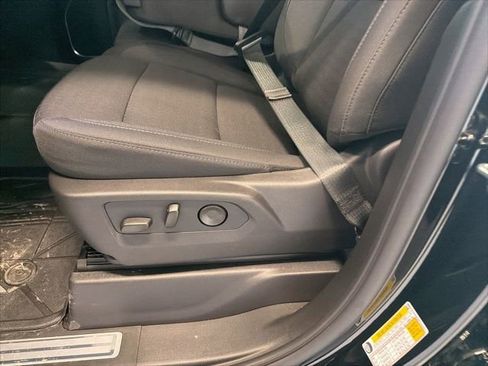 New 2026 Chevrolet Silverado 1500 LT w/ Z71 Off-Road Package image 11