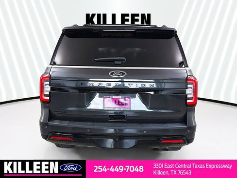 Used 2022 Ford Expedition Limited image 7