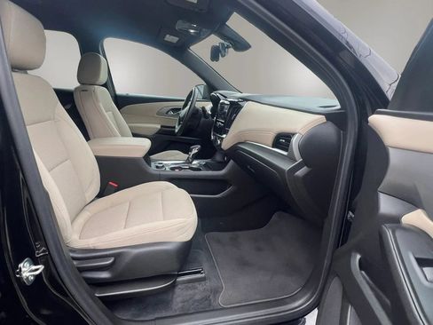 Used 2023 Chevrolet Traverse LS w/ LPO, Cargo Package AWD/4WD image 32