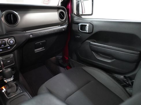 Used 2022 Jeep Wrangler Unlimited Sport AWD/4WD image 13