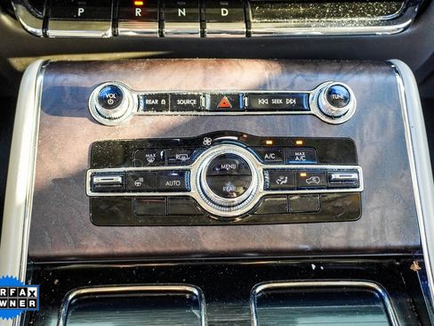 Used 2023 Lincoln Aviator Reserve w/ Equipment Group 201A image 28