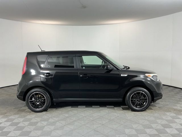 Used 2015 Kia Soul FWD image 4