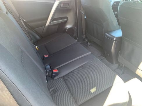 Used 2016 Toyota RAV4 LE AWD/4WD image 22
