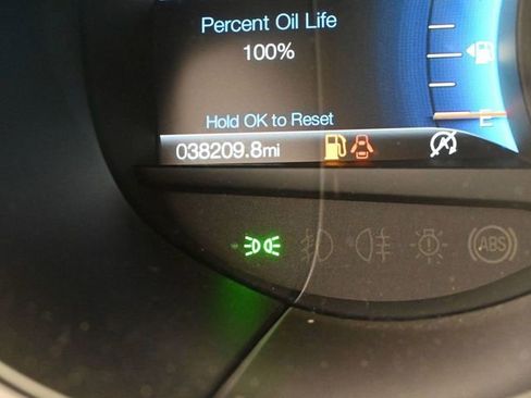 Used 2024 Ford Edge Titanium AWD/4WD image 32