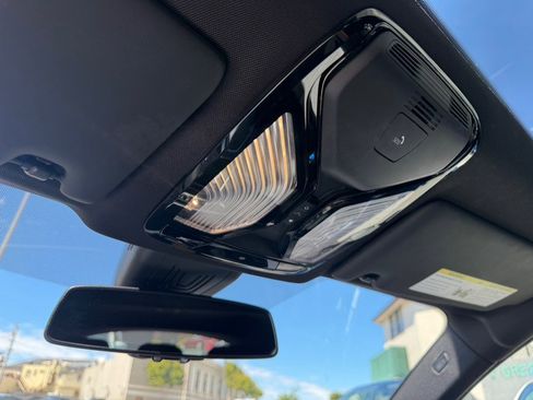 Used 2022 BMW i4 eDrive40 w/ Premium Package image 25