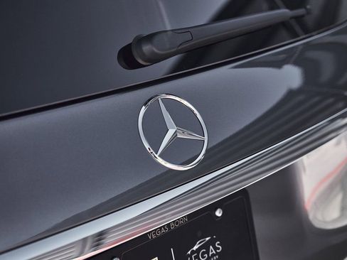 Used 2025 Mercedes-Benz Maybach GLS 600 4MATIC image 12