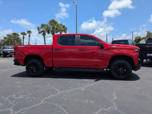 Used 2019 Chevrolet Silverado 1500 LT Trail Boss AWD/4WD image 3