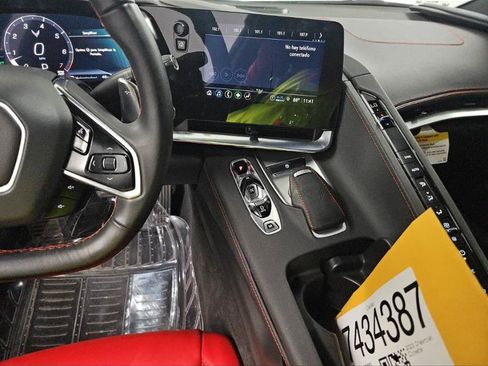Used 2023 Chevrolet Corvette Stingray Coupe RWD image 5