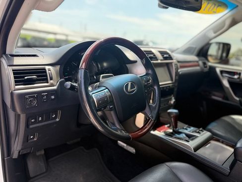 Used 2018 Lexus GX 460 Luxury AWD/4WD image 10
