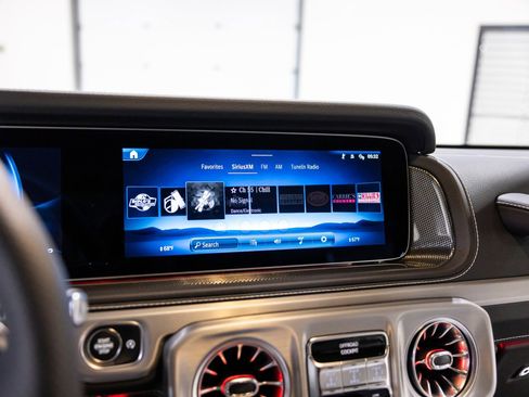 Used 2025 Mercedes-Benz G 63 AMG 4MATIC image 39