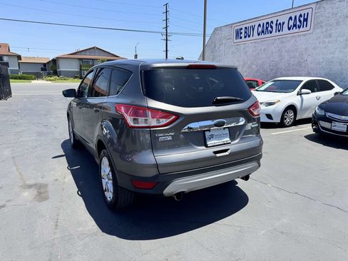 Used 2013 Ford Escape SEL FWD image 2