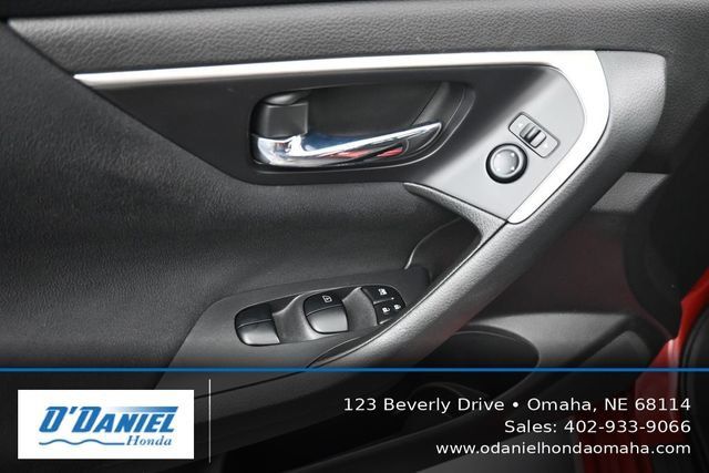Used 2015 Nissan Altima 2.5 S w/ Power Driver Seat Package FWD image 24