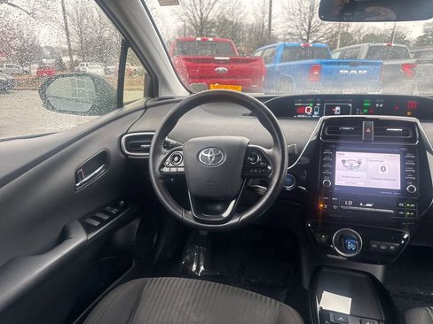 Used 2020 Toyota Prius Prime LE image 33