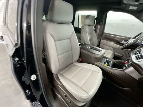 Used 2023 Chevrolet Tahoe Z71 w/ Luxury Package image 29