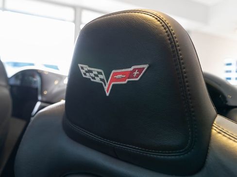 Used 2013 Chevrolet Corvette 427 w/ 1SB Preferred Equipment Group RWD image 7