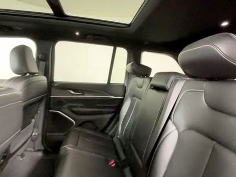 Used 2024 Jeep Grand Cherokee Limited 4xe AWD/4WD image 16