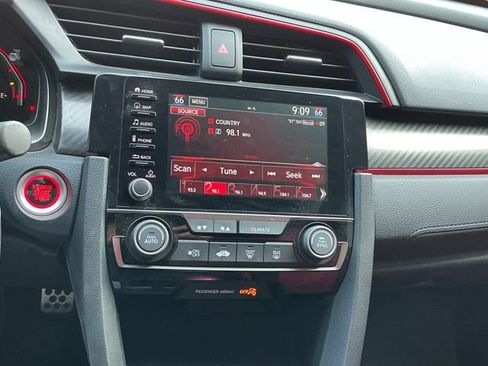 Used 2019 Honda Civic Type R image 8