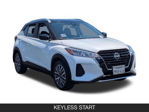 Used 2024 Nissan Kicks SV FWD image 2