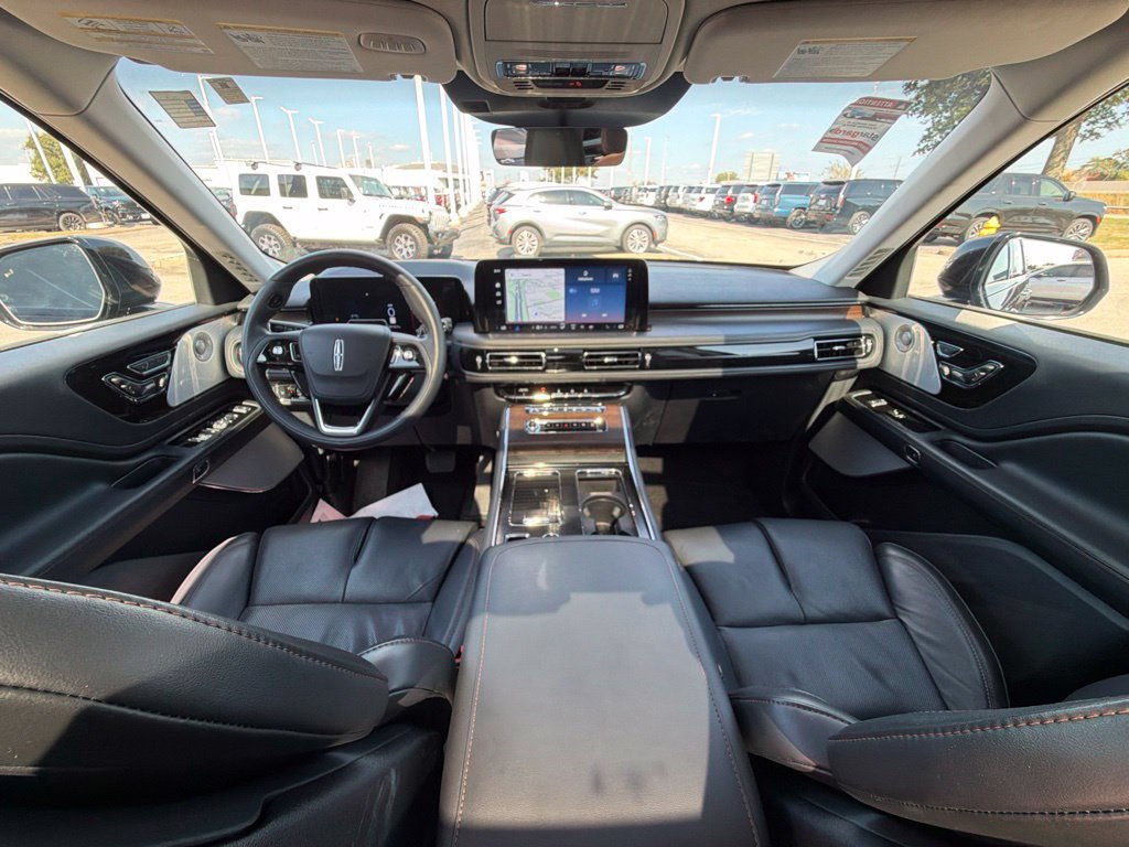 Used 2025 Lincoln Aviator Reserve w/ Equipment Group 201A AWD/4WD image 20